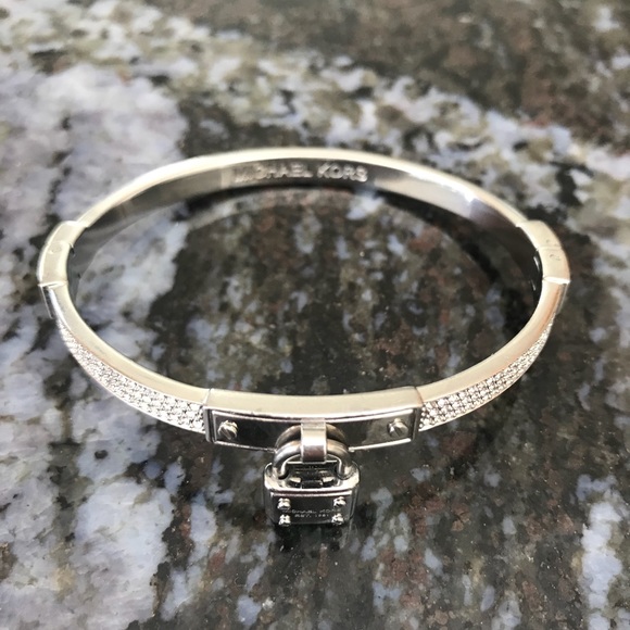 michael kors padlock bangle